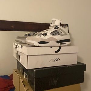 I don’t fit them no more
